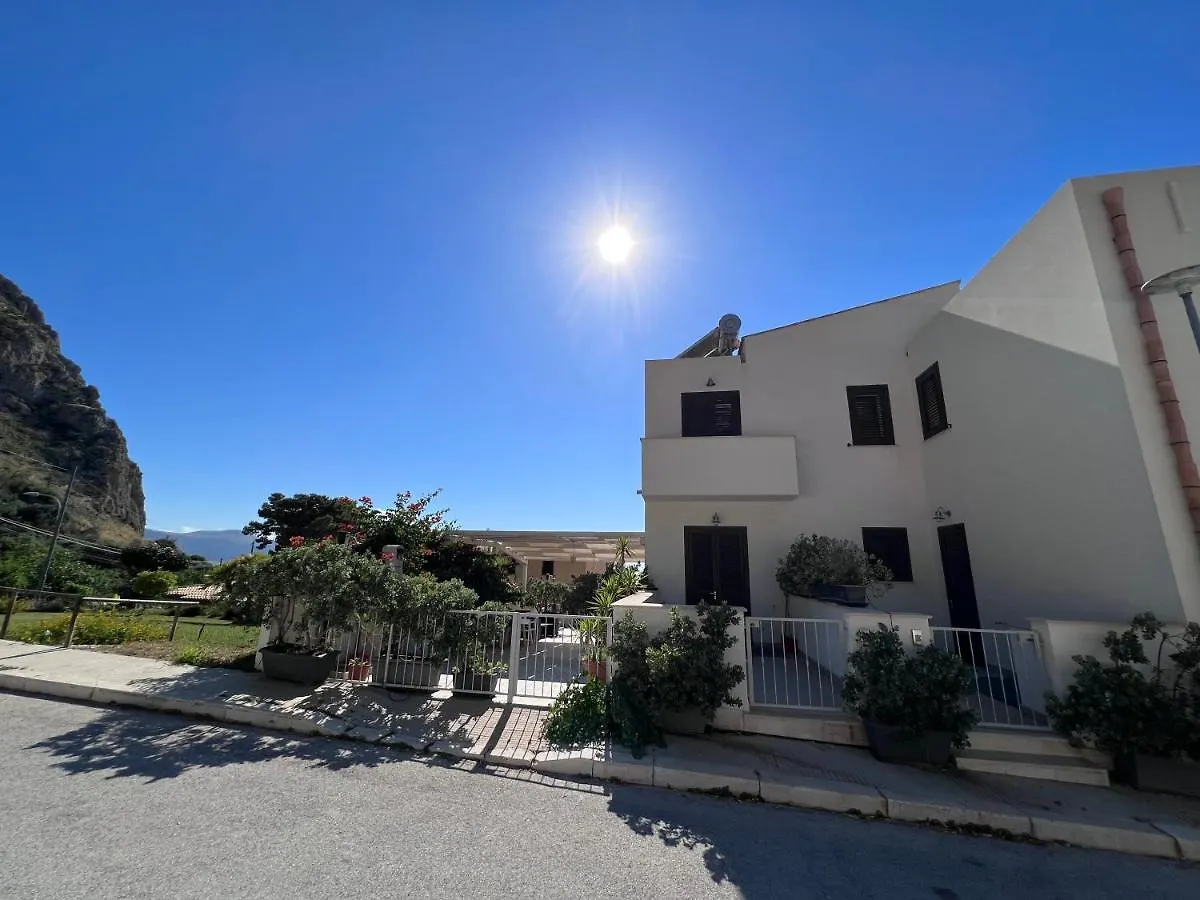 Appartamento Indaco By Un Mare Di Blu Macari 0*,